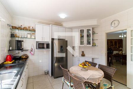 Casa à venda com 289m², 3 quartos e 10 vagasCozinha