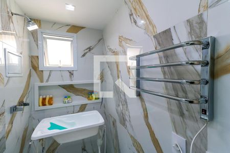 Apartamento à venda com 129m², 3 quartos e 3 vagas Apartamento à venda com 129m², 3 quartos e 3 vagasBanheiro Suíte 3