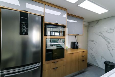 Apartamento à venda com 129m², 3 quartos e 3 vagas Apartamento à venda com 129m², 3 quartos e 3 vagasCozinha