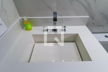 Apartamento à venda com 129m², 3 quartos e 3 vagas Apartamento à venda com 129m², 3 quartos e 3 vagasBanheiro Suíte 2