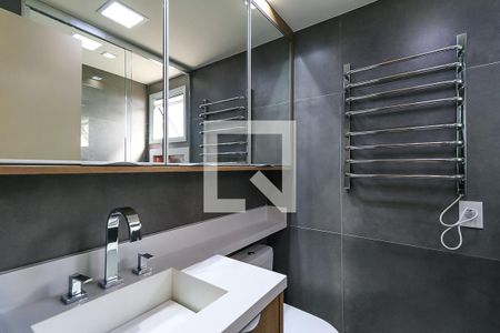 Apartamento à venda com 129m², 3 quartos e 3 vagas Apartamento à venda com 129m², 3 quartos e 3 vagasBanheiro Suíte 1