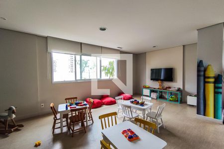 Apartamento à venda com 129m², 3 quartos e 3 vagas Apartamento à venda com 129m², 3 quartos e 3 vagasÁrea Comum - Brinquedoteca