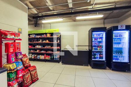 Apartamento à venda com 129m², 3 quartos e 3 vagas Apartamento à venda com 129m², 3 quartos e 3 vagasÁrea Comum - Mini Mercado