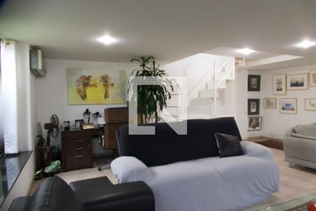 Apartamento à venda com 298m², 4 quartos e 2 vagas Apartamento à venda com 298m², 4 quartos e 2 vagasSala 2