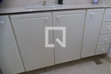 Apartamento à venda com 298m², 4 quartos e 2 vagas Apartamento à venda com 298m², 4 quartos e 2 vagasLavabo