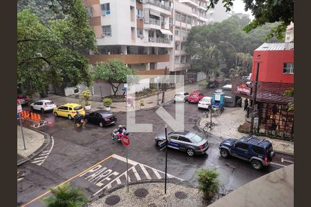 Apartamento à venda com 298m², 4 quartos e 2 vagas Apartamento à venda com 298m², 4 quartos e 2 vagasÁrea Comum - Playground vista