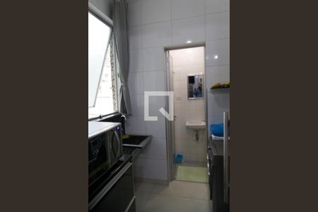Apartamento à venda com 298m², 4 quartos e 2 vagas Apartamento à venda com 298m², 4 quartos e 2 vagasÁrea serviço