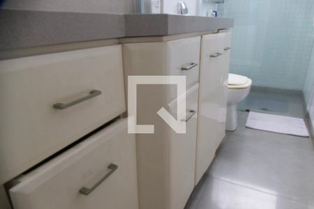 Apartamento à venda com 298m², 4 quartos e 2 vagas Apartamento à venda com 298m², 4 quartos e 2 vagasBanheiro social