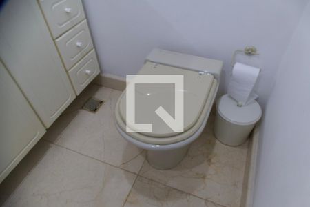 Apartamento à venda com 298m², 4 quartos e 2 vagas Apartamento à venda com 298m², 4 quartos e 2 vagasLavabo