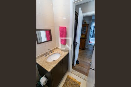 Apartamento à venda com 213m², 2 quartos e 3 vagasBanheiro 1 da Suíte 2