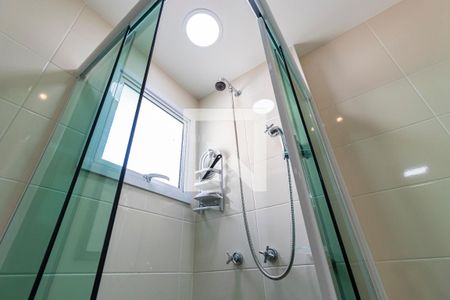 Apartamento à venda com 213m², 2 quartos e 3 vagasBanheiro da Suíte 1