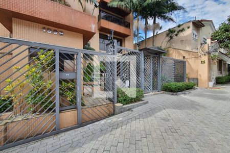 Apartamento para alugar com 175m², 4 quartos e 3 vagas Apartamento para alugar com 175m², 4 quartos e 3 vagasFachada