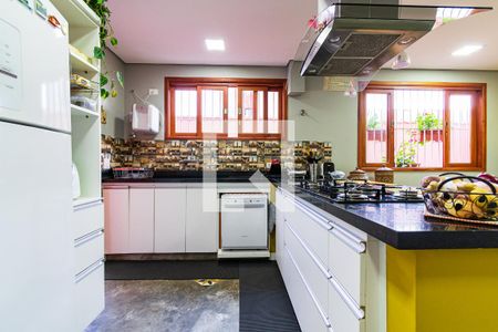 Casa à venda com 180m², 3 quartos e 3 vagas Casa à venda com 180m², 3 quartos e 3 vagasCozinha