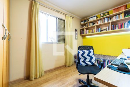 Casa à venda com 180m², 3 quartos e 3 vagas Casa à venda com 180m², 3 quartos e 3 vagasQuarto 2