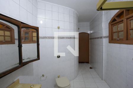 Casa à venda com 250m², 2 quartos e 3 vagasBanheiro da Suíte