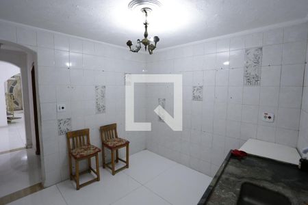 Casa à venda com 250m², 2 quartos e 3 vagasCozinha