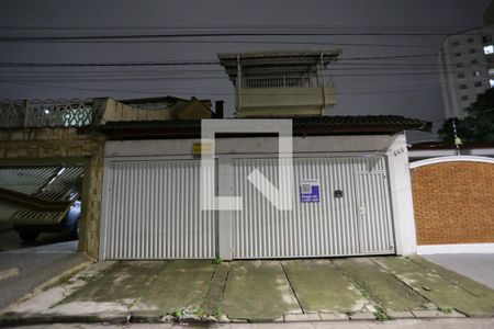 Casa à venda com 250m², 2 quartos e 3 vagasFachada
