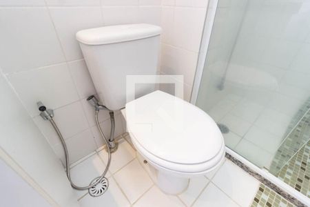 Apartamento à venda com 76m², 3 quartos e 1 vaga Apartamento à venda com 76m², 3 quartos e 1 vagaBanheiro Suíte