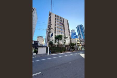 Apartamento à venda com 156m², 2 quartos e 1 vaga Apartamento à venda com 156m², 2 quartos e 1 vagaFachada