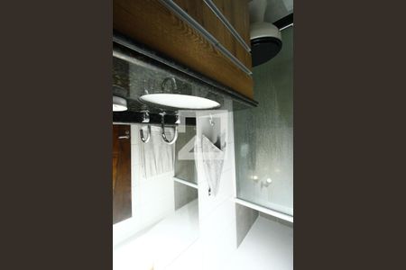 Apartamento à venda com 88m², 2 quartos e 1 vagaBanheiro Corredor