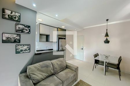 Sala de apartamento para alugar com 1 quarto, 41m² em Vila Regente Feijó, São Paulo