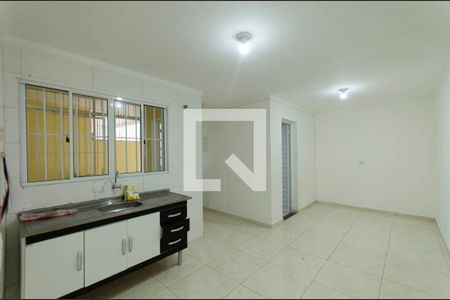 Sala e Cozinha Integrada de casa para alugar com 1 quarto, 35m² em Vila Sílvia, São Paulo