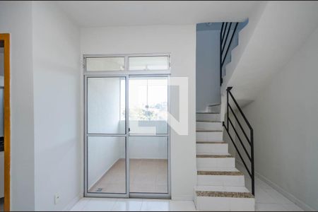 Sala de apartamento para alugar com 3 quartos, 55m² em Palmeiras, Belo Horizonte