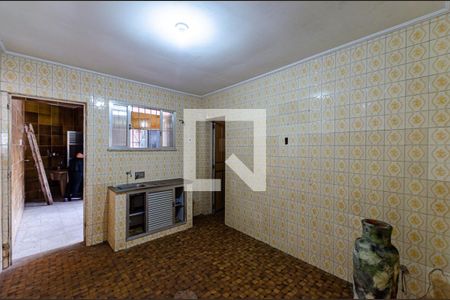 Casa à venda com 142m², 3 quartos e 2 vagas Casa à venda com 142m², 3 quartos e 2 vagasCozinha