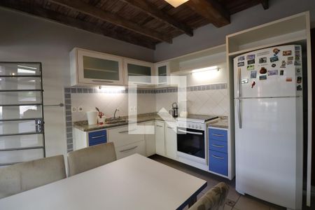 Casa à venda com 472m², 4 quartos e 5 vagasCozinha