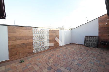 Casa à venda com 472m², 4 quartos e 5 vagasQuintal