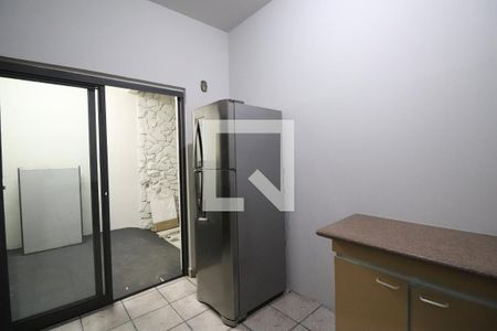 Casa à venda com 472m², 4 quartos e 5 vagasCozinha 2 Subsolo