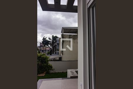 Casa à venda com 125m², 3 quartos e 2 vagas Casa à venda com 125m², 3 quartos e 2 vagasSacada do Quarto 1