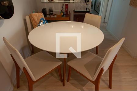 sala de apartamento para alugar com 2 quartos, 70m² em Taquara, Rio de Janeiro