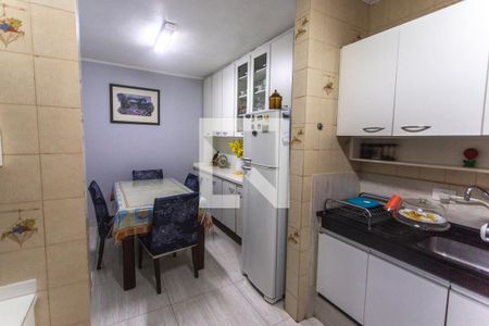 Casa à venda com 169m², 3 quartos e 3 vagasCozinha