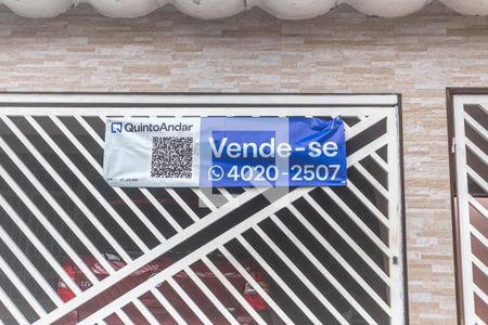 Casa à venda com 169m², 3 quartos e 3 vagasFachada