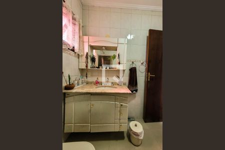 Casa à venda com 320m², 6 quartos e 5 vagasBanheiro  Suíte 4