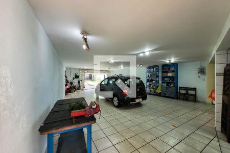 Casa à venda com 320m², 6 quartos e 5 vagasGaragem