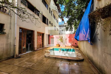 Casa à venda com 320m², 6 quartos e 5 vagasArea de lazer