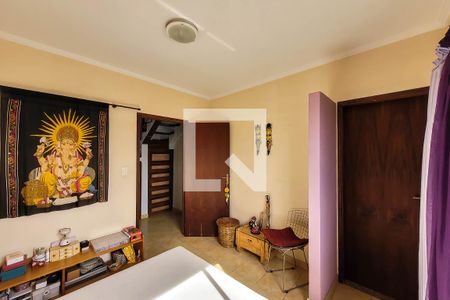 Casa à venda com 320m², 6 quartos e 5 vagasSuíte 2