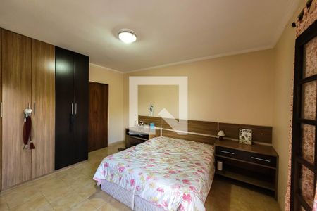 Casa à venda com 320m², 6 quartos e 5 vagasSuíte 3