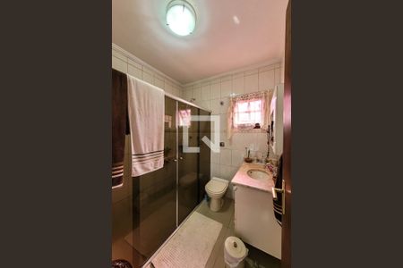 Casa à venda com 320m², 6 quartos e 5 vagasBanheiro  Suíte 4