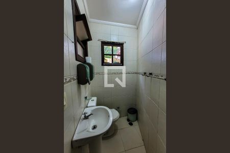 Casa à venda com 320m², 6 quartos e 5 vagasBanheiro Salão de Festas