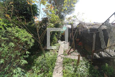 Casa à venda com 225m², 3 quartos e 2 vagasQuintal