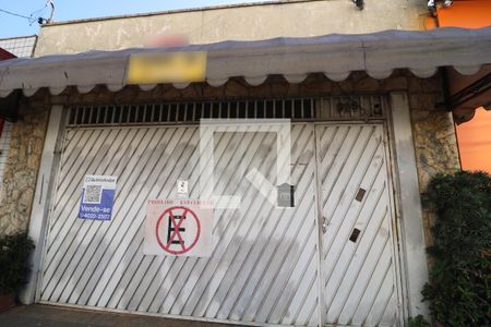 Casa à venda com 225m², 3 quartos e 2 vagasFachada