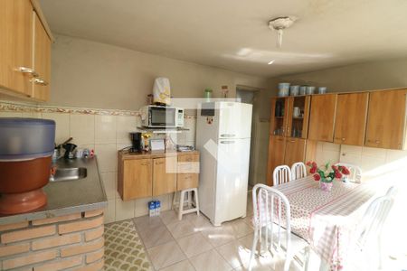 Casa à venda com 225m², 3 quartos e 2 vagasCozinha 2