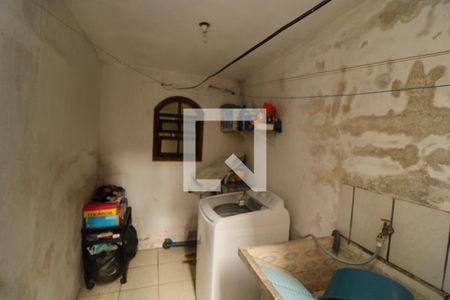 Casa à venda com 225m², 3 quartos e 2 vagasÁrea de Serviço 2