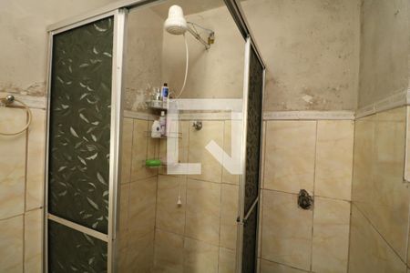 Casa à venda com 225m², 3 quartos e 2 vagasBanheiro