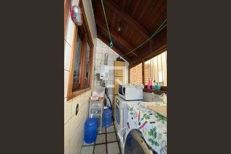 Apartamento à venda com 250m², 2 quartos e 2 vagasLavanderia