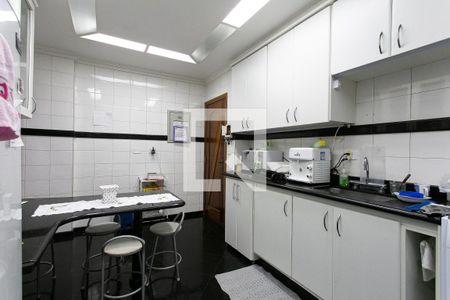 Apartamento à venda com 175m², 4 quartos e 3 vagas Apartamento à venda com 175m², 4 quartos e 3 vagasCozinha