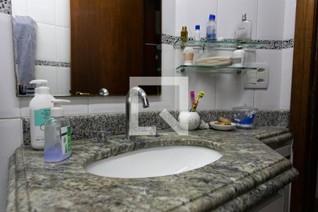 Apartamento à venda com 175m², 4 quartos e 3 vagas Apartamento à venda com 175m², 4 quartos e 3 vagasBanheiro da Suíte